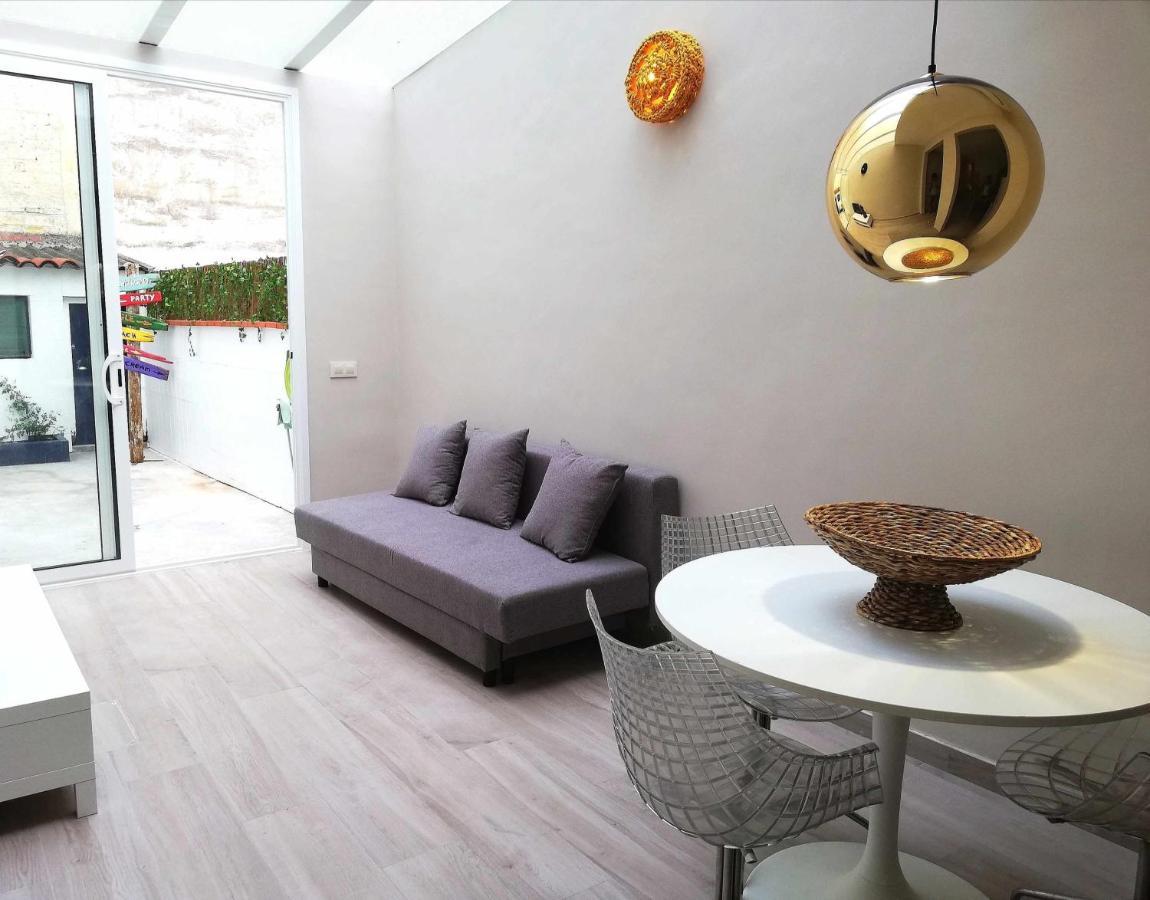 Mazi Apartments Chic Badalona Exterior foto