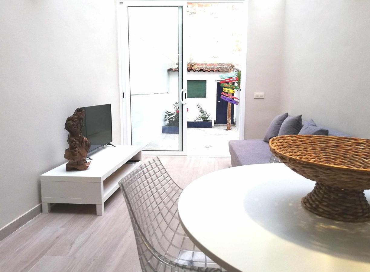 Mazi Apartments Chic Badalona Exterior foto